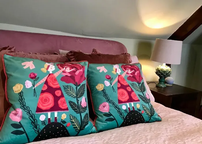 Dunster Luxe Nook